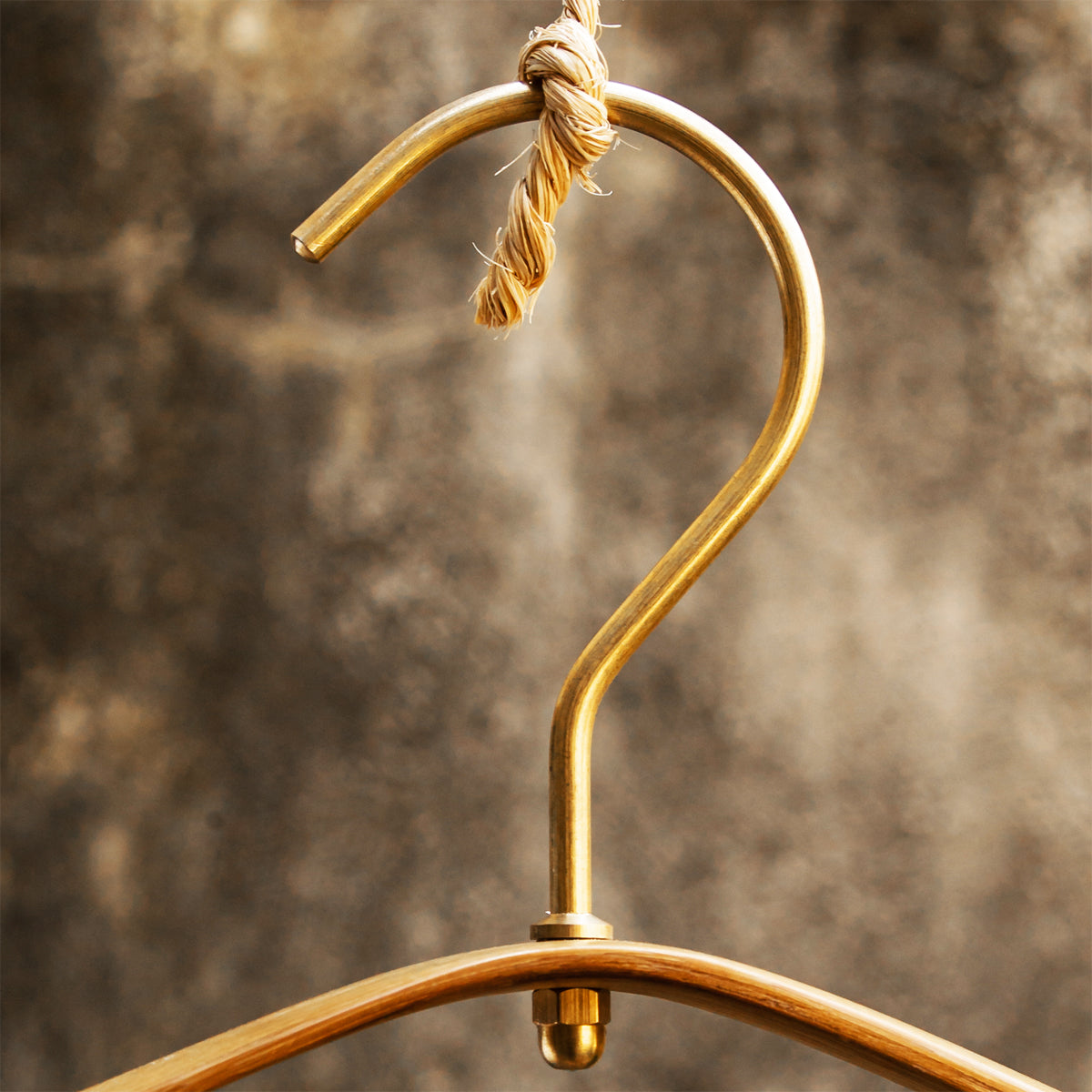 ELEGANT HANGER- Set of 12 pcs