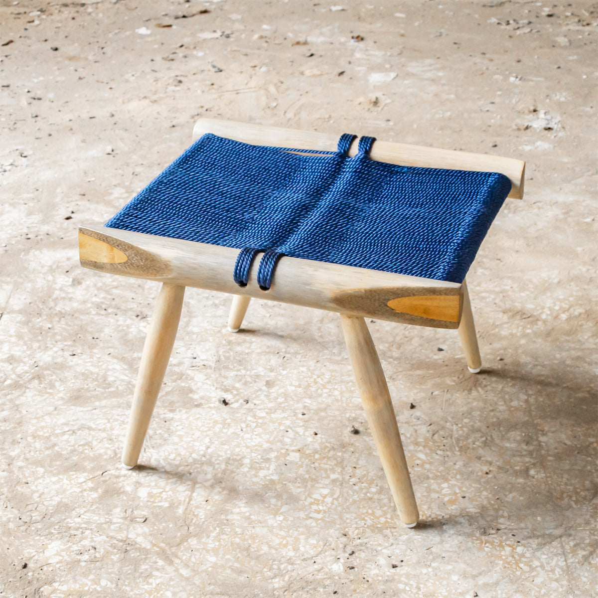 NAKASHIMA LOW STOOL