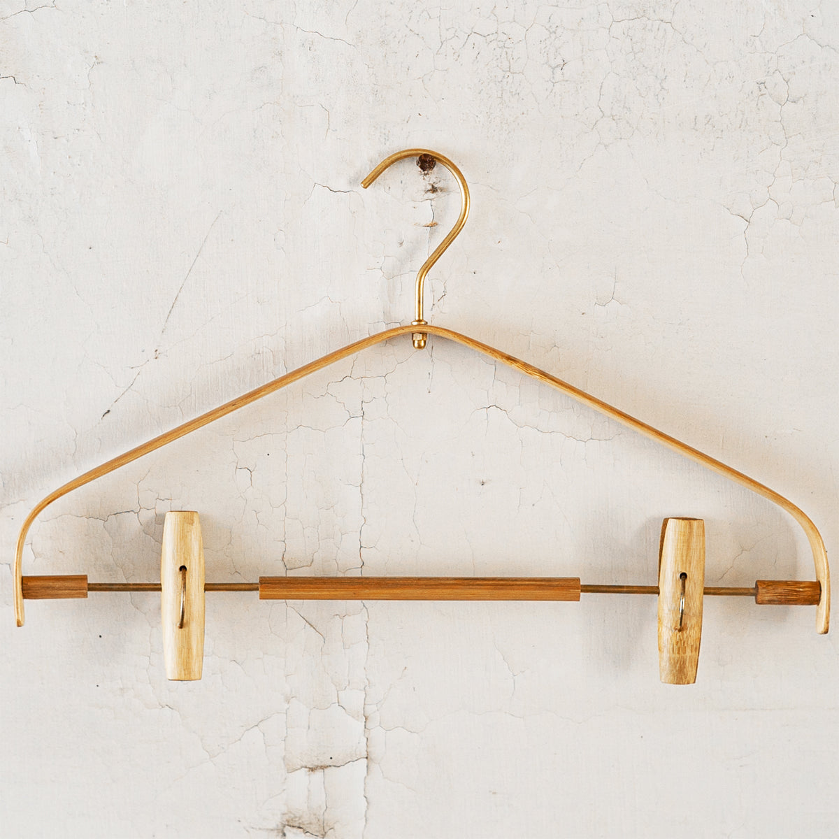 ELEGANT HANGER WITH CLIPS - Set of 12 pcs