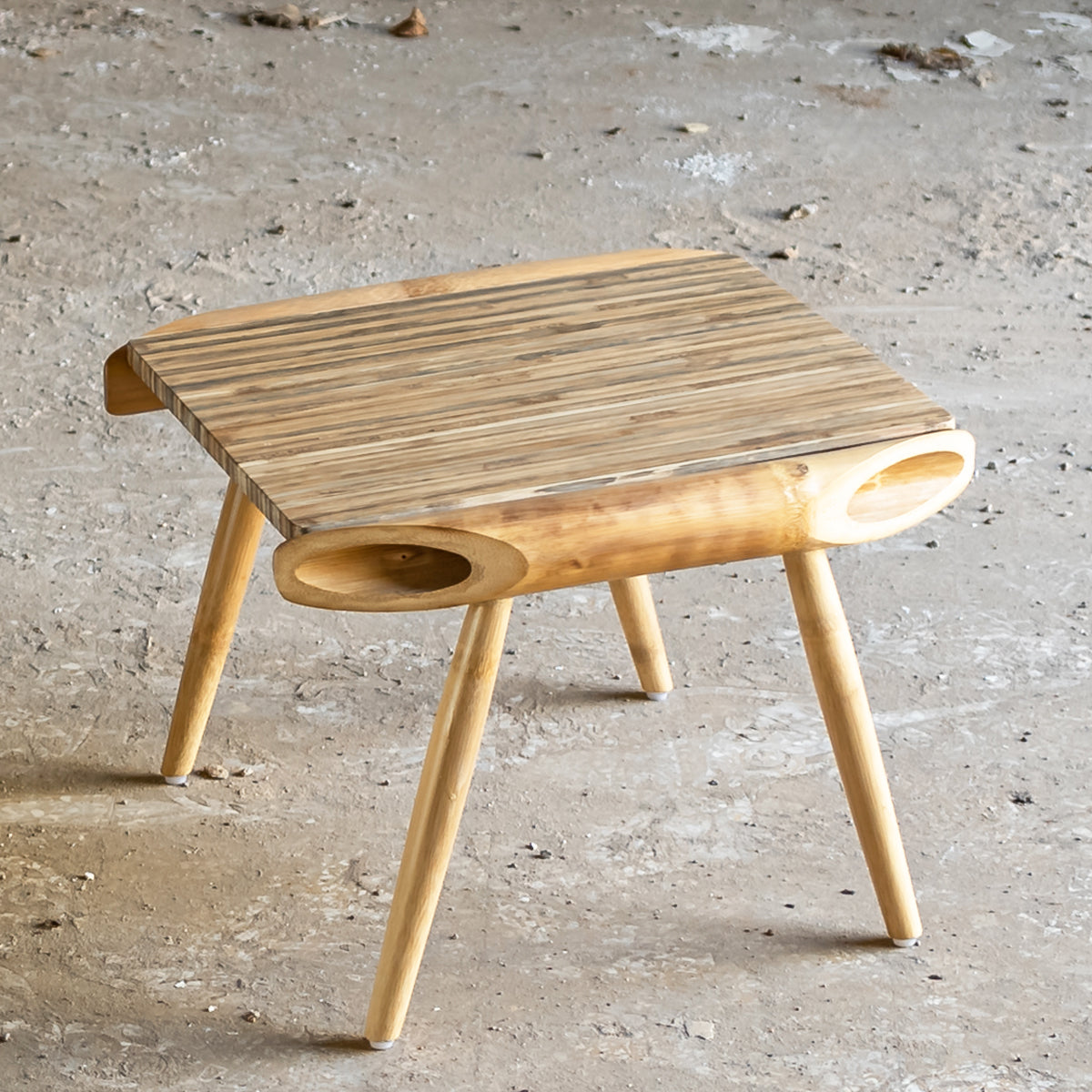 NAKASLICE LOW TABLE