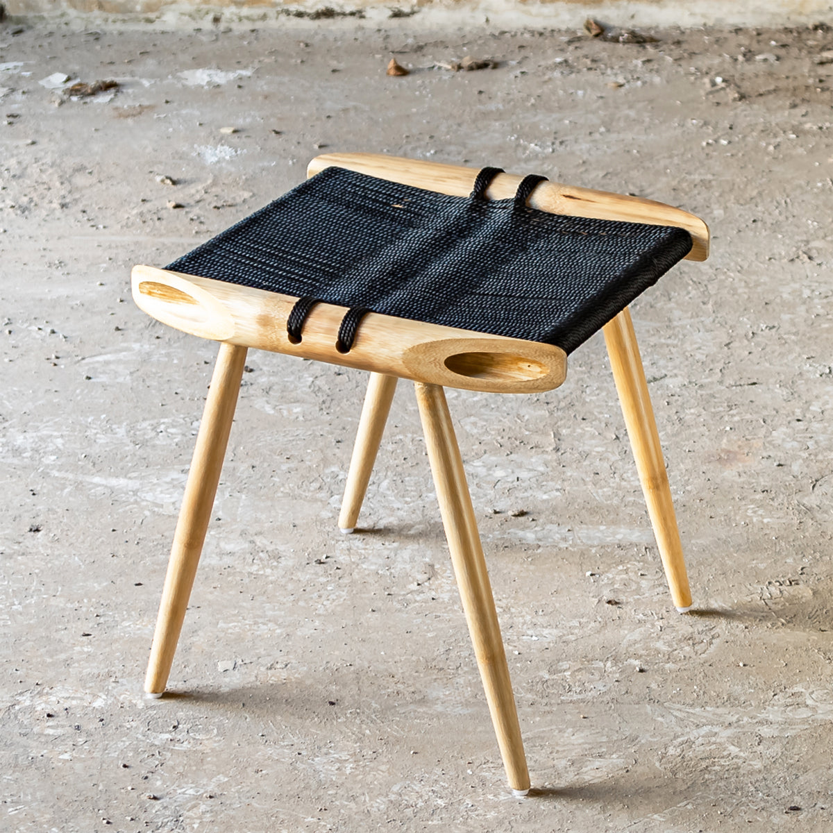 NAKASLICE HIGH STOOL