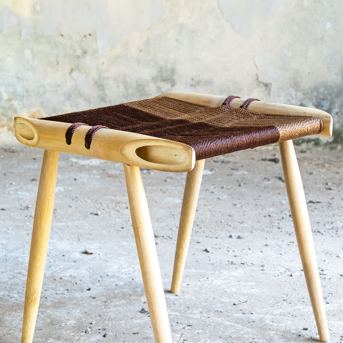 NAKASLICE HIGH STOOL