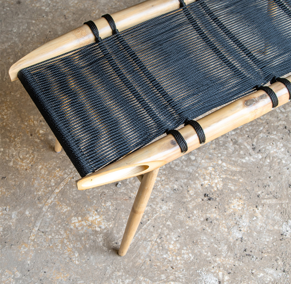 NAKASLICE BENCH
