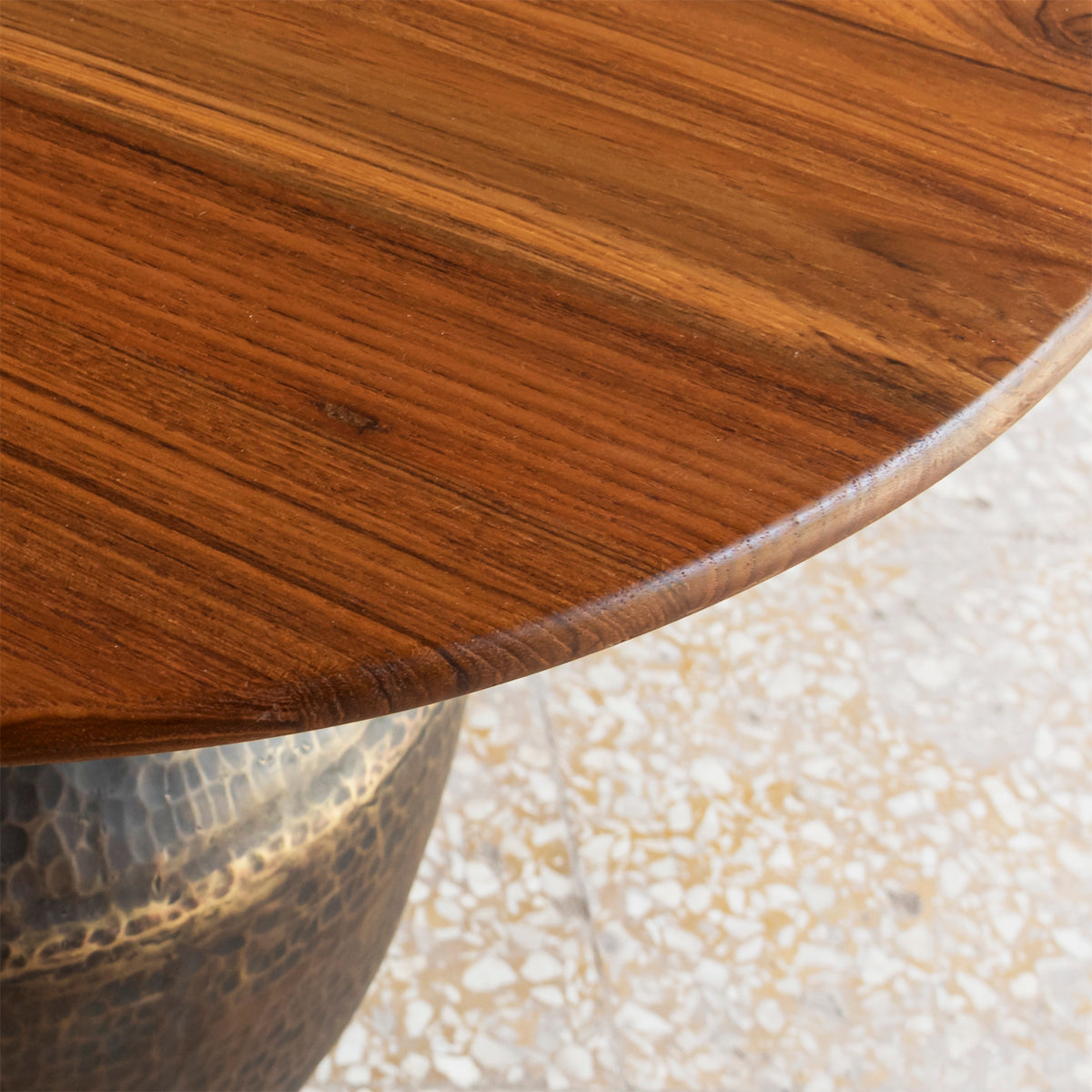 Lota Coffee Table