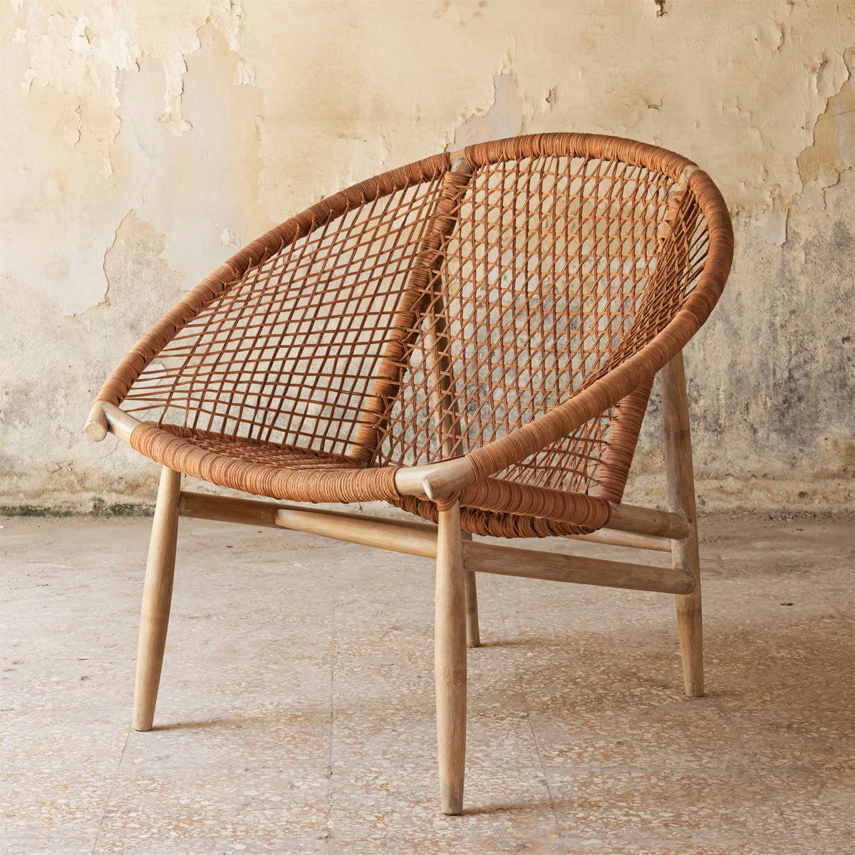 Soop Leather Chair - Distressed White