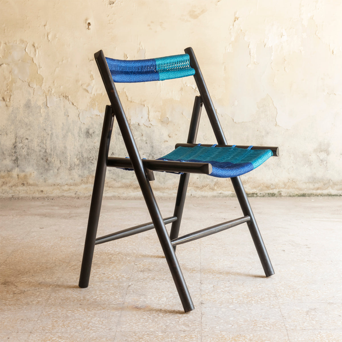 CHAMFER CHAIR BLACK - BLUE