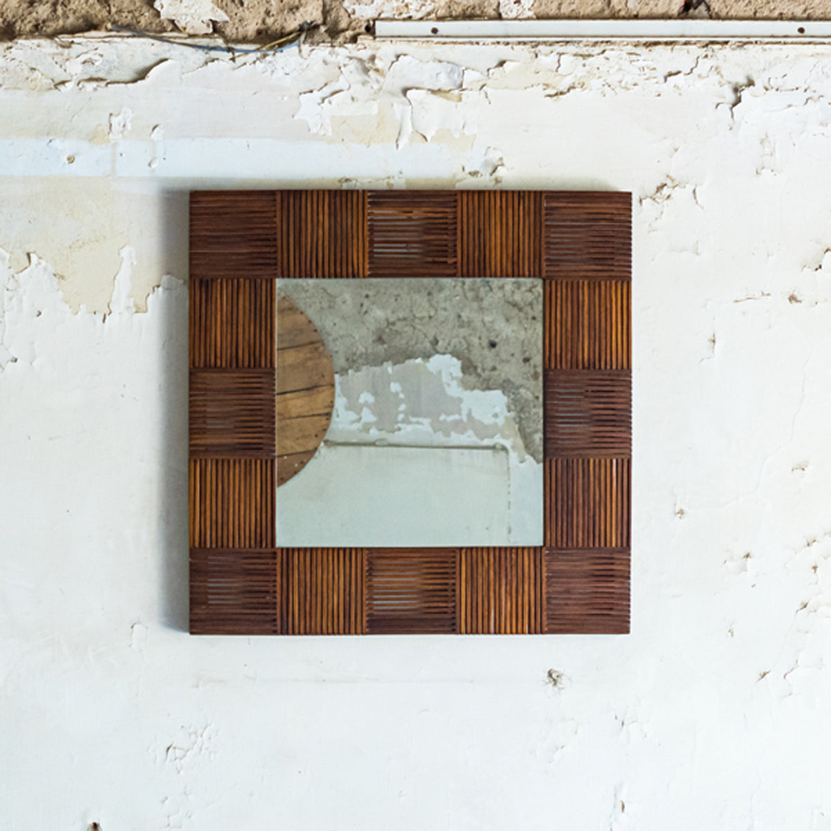 SLAT MIRROR SQUARE