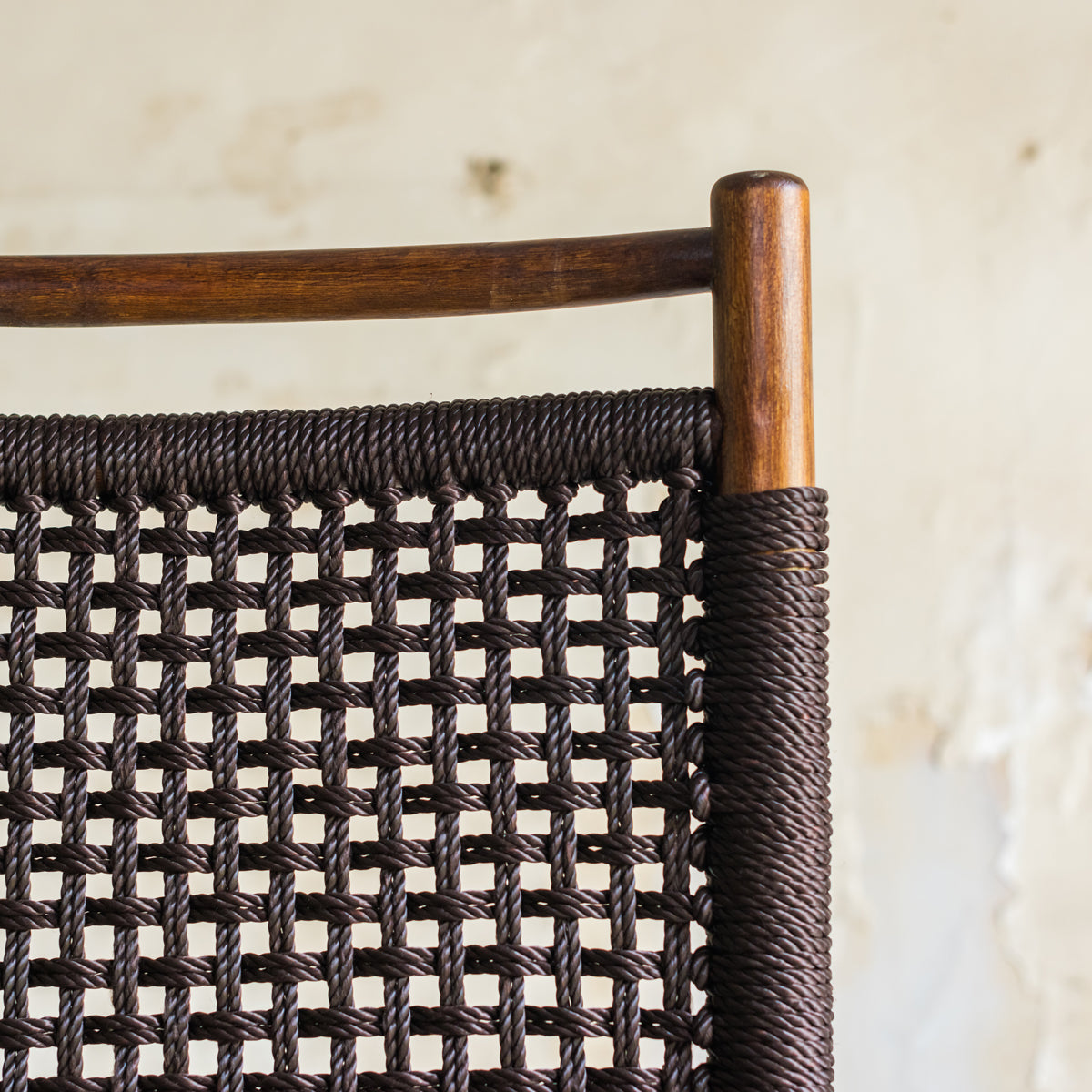 HEM CHAIR