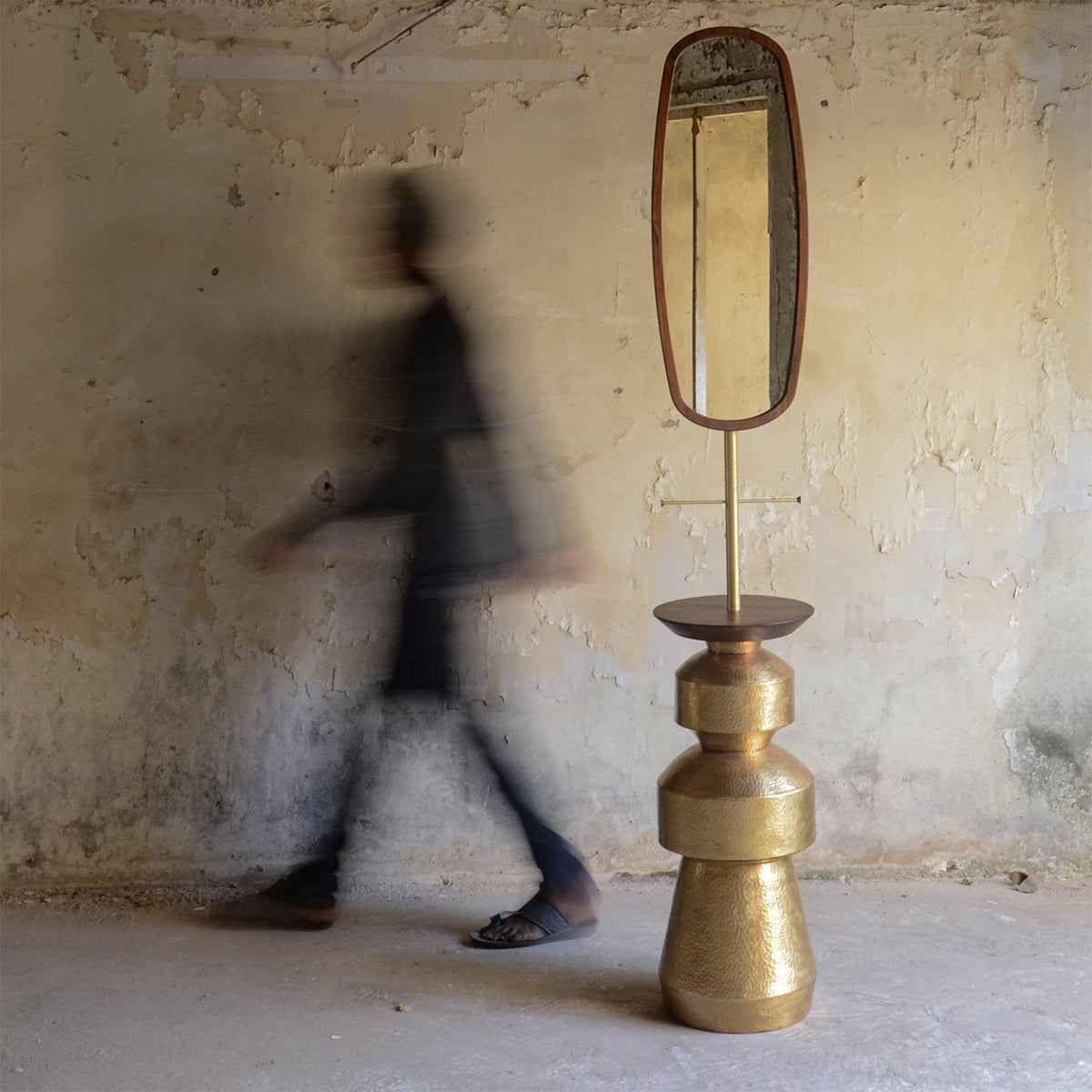 LOTA MIRROR UNIT