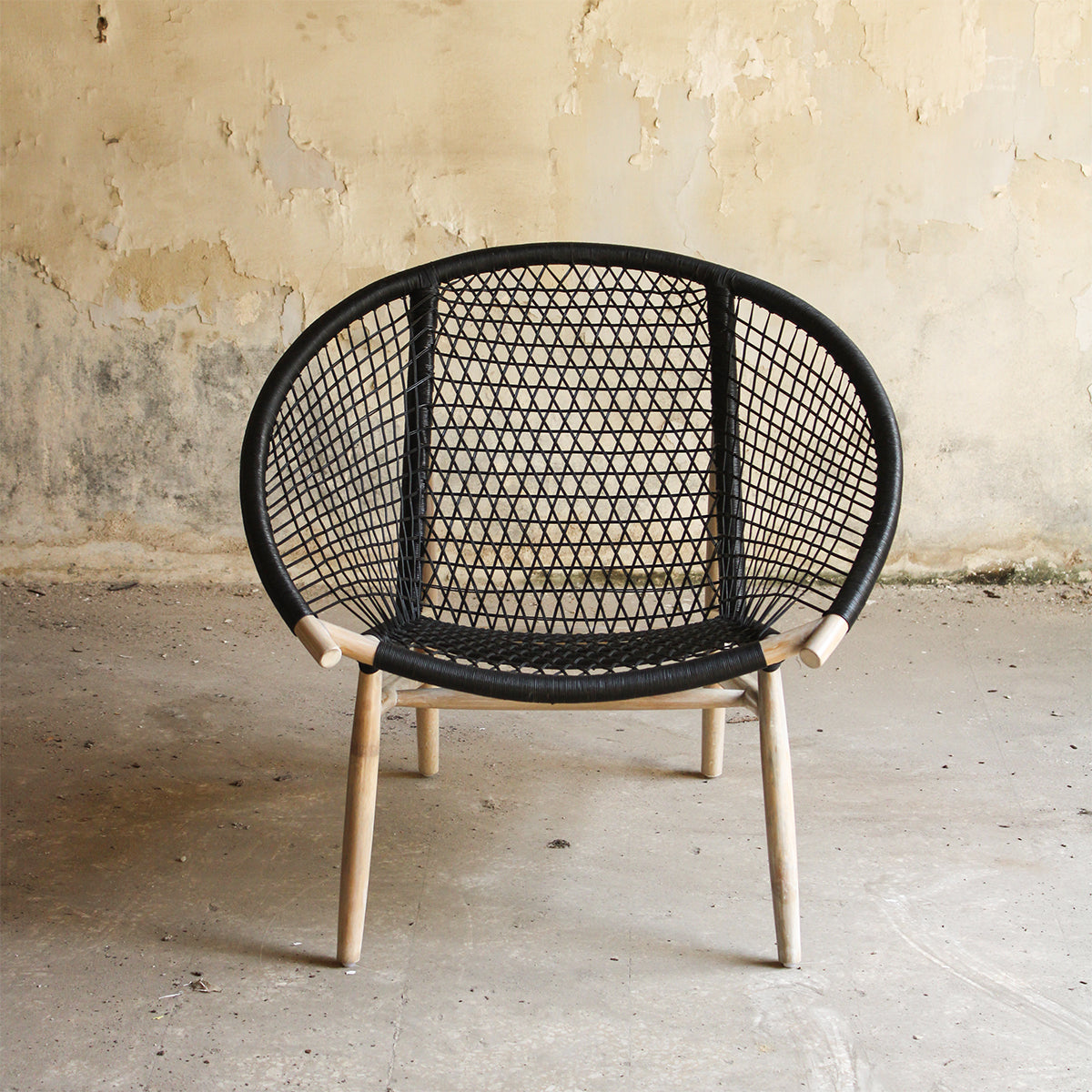 SOOP LEATHER CHAIR - BLACK