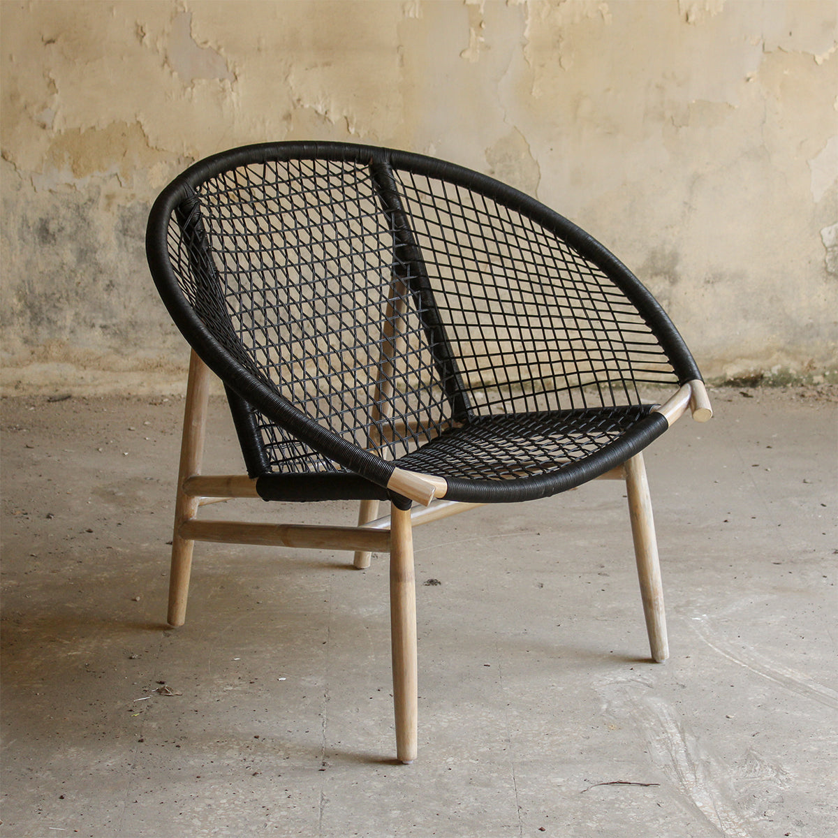 SOOP LEATHER CHAIR - BLACK