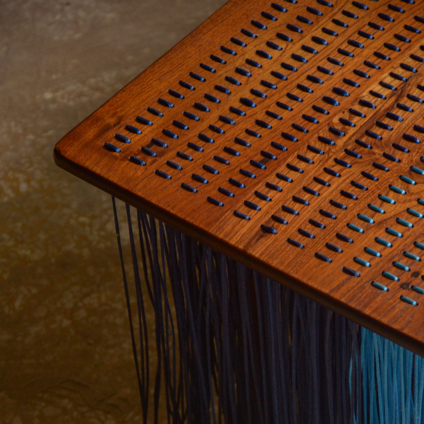 WAVE BENCH (S)