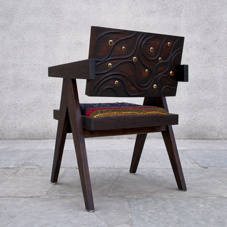 GOMTI CHAKRA DINING CHAIR