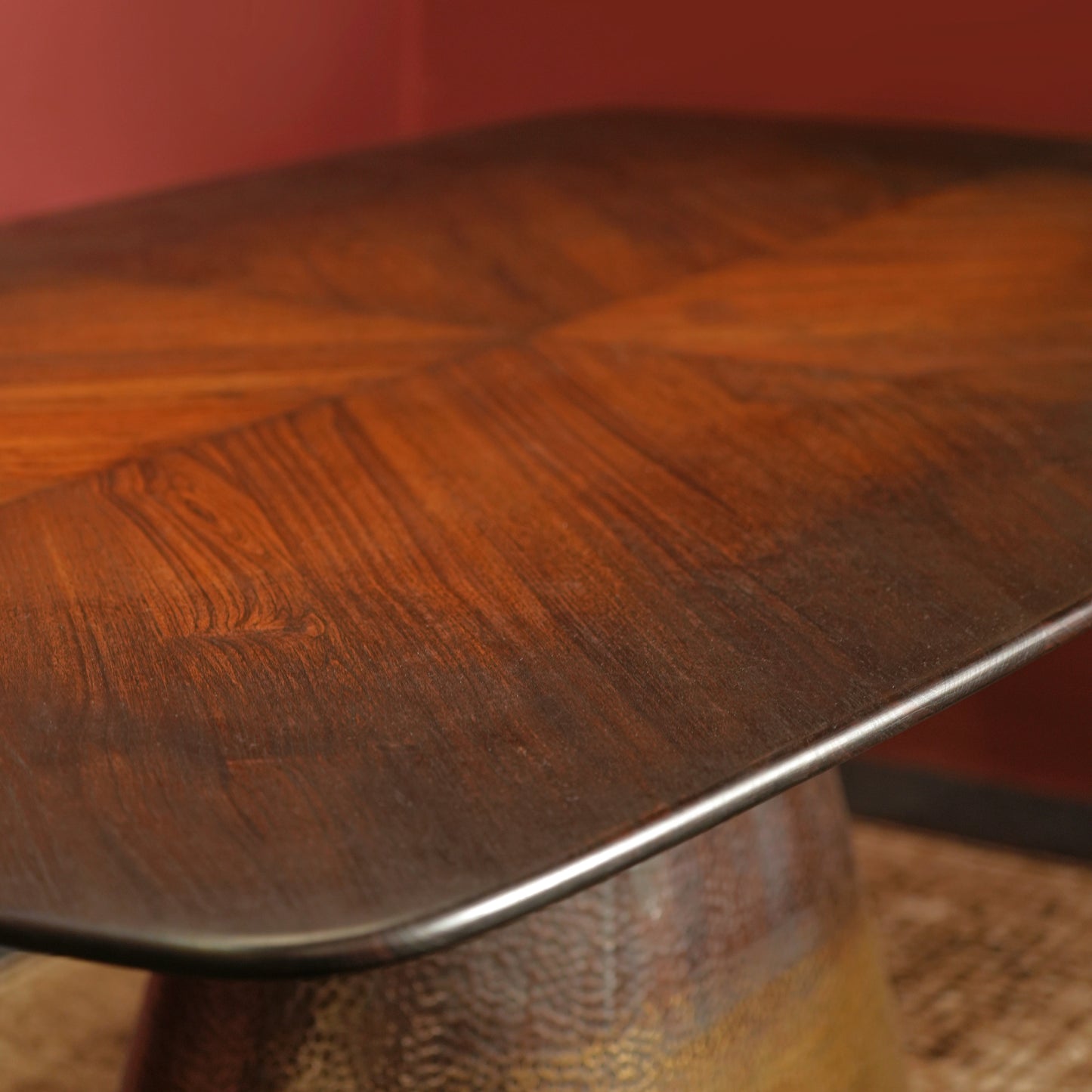 SAMUDRA MANTHAN DINING TABLE