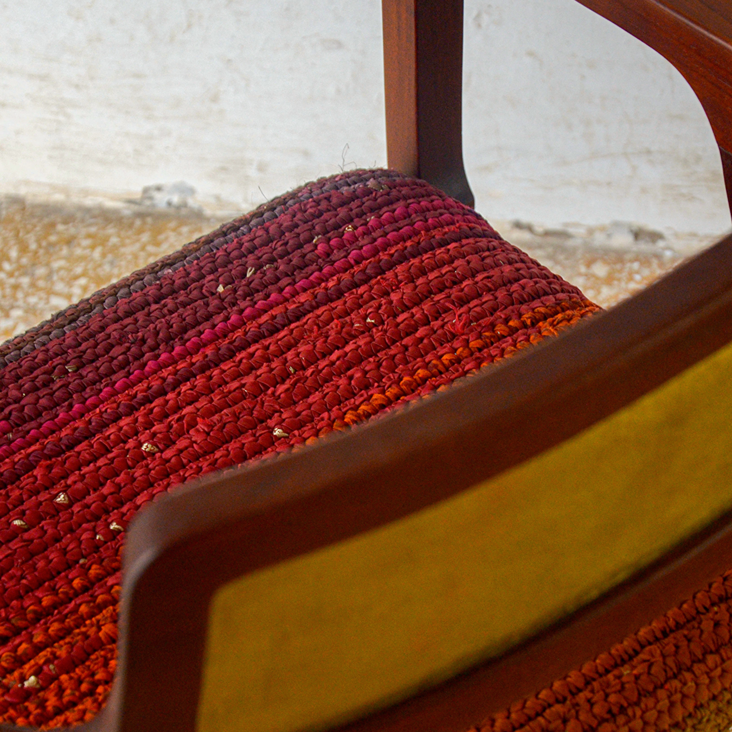 SUNSET SAREE MATHAAR CHAIR