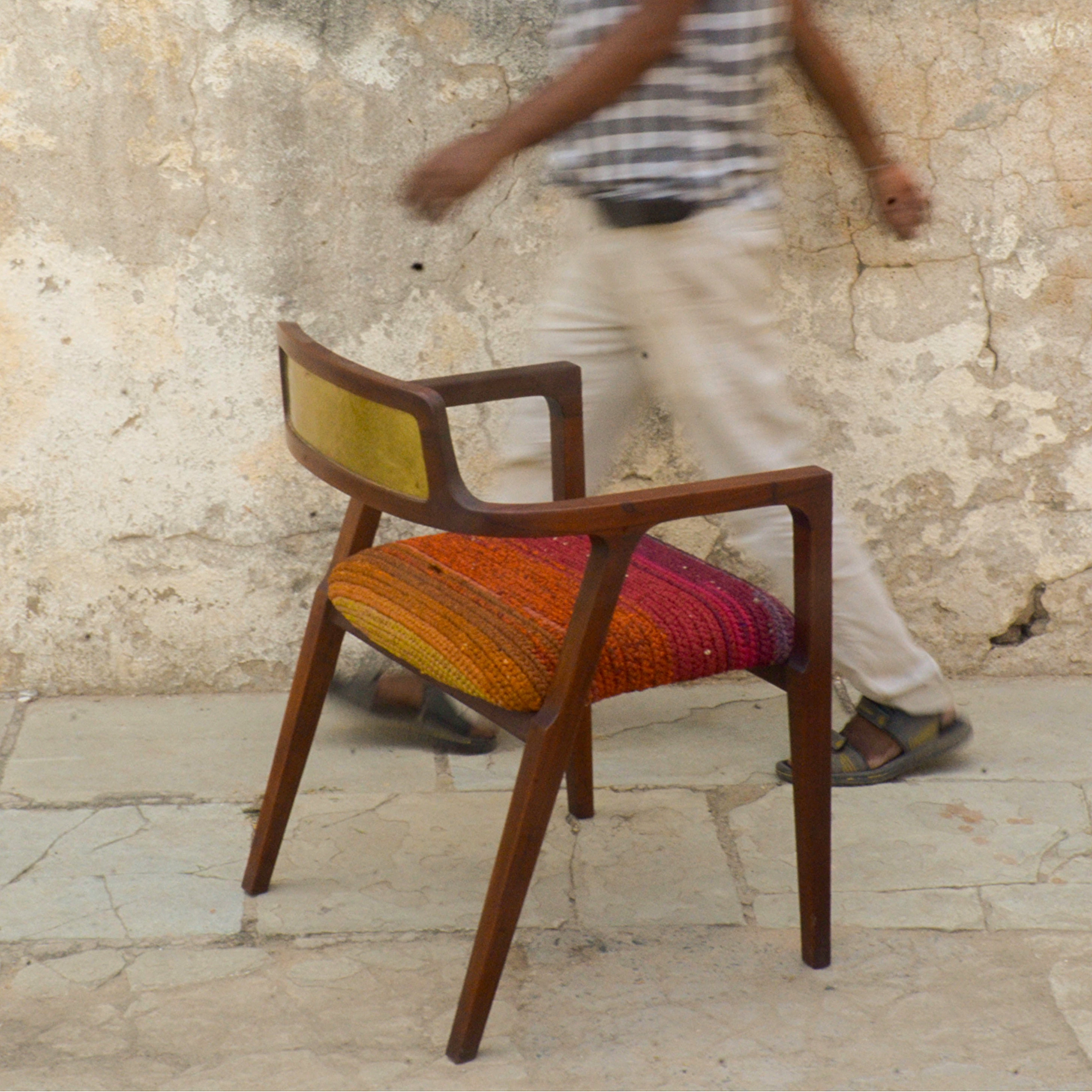 SUNSET SAREE MATHAAR CHAIR